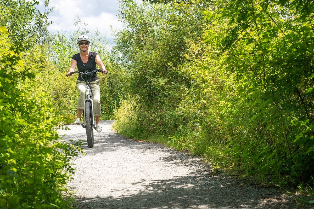 Comparing Hub and Mid-Drive eBike Motors