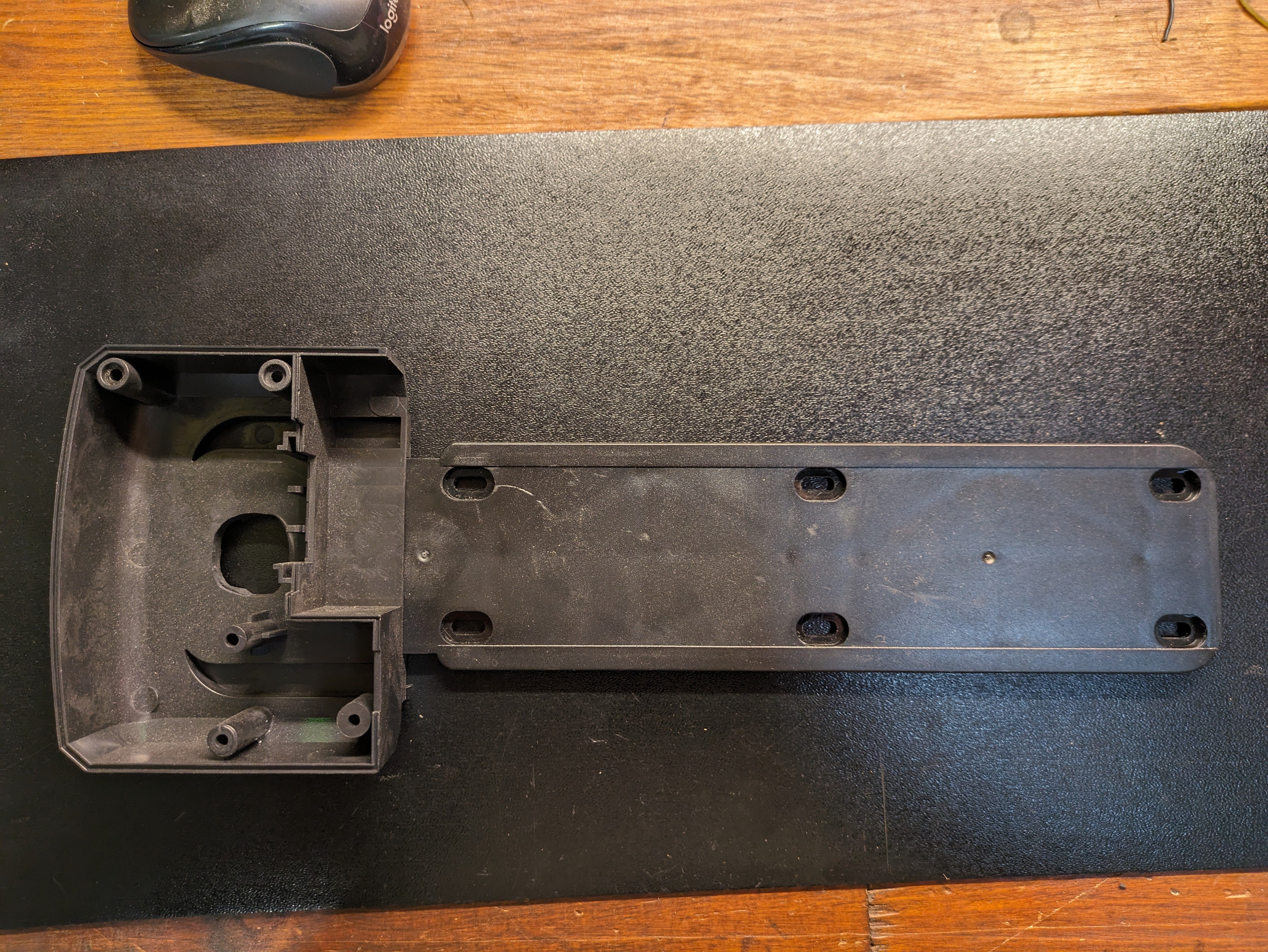 SRS Dock Battery Tray and Bottom Clam Set - Pre Assembled