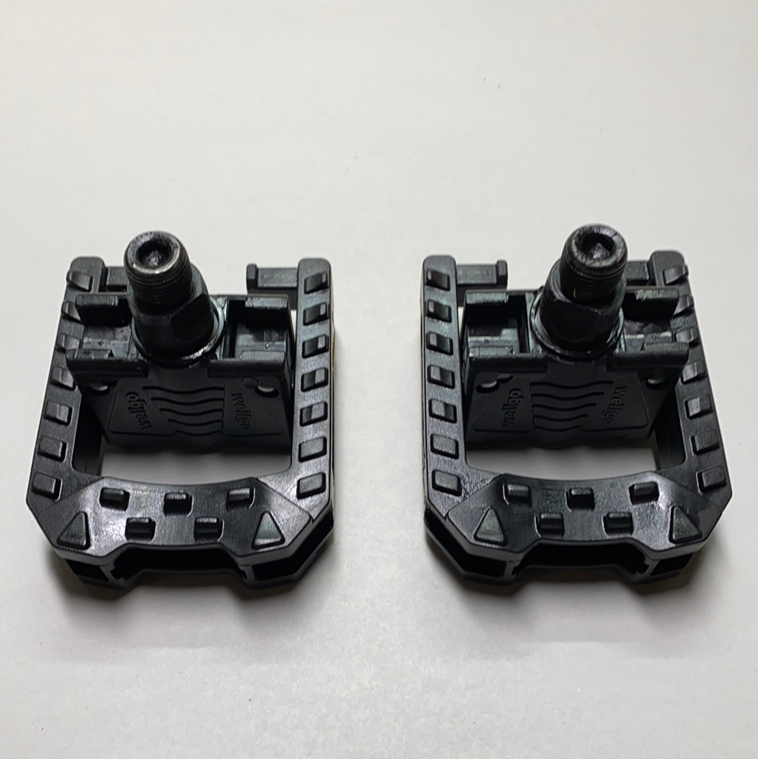 Dash Folding Pedals