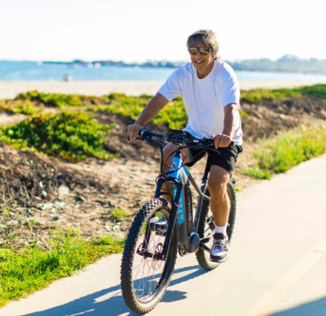 2 Simple Ways to Enhance Your Cycling Experience - EVELO