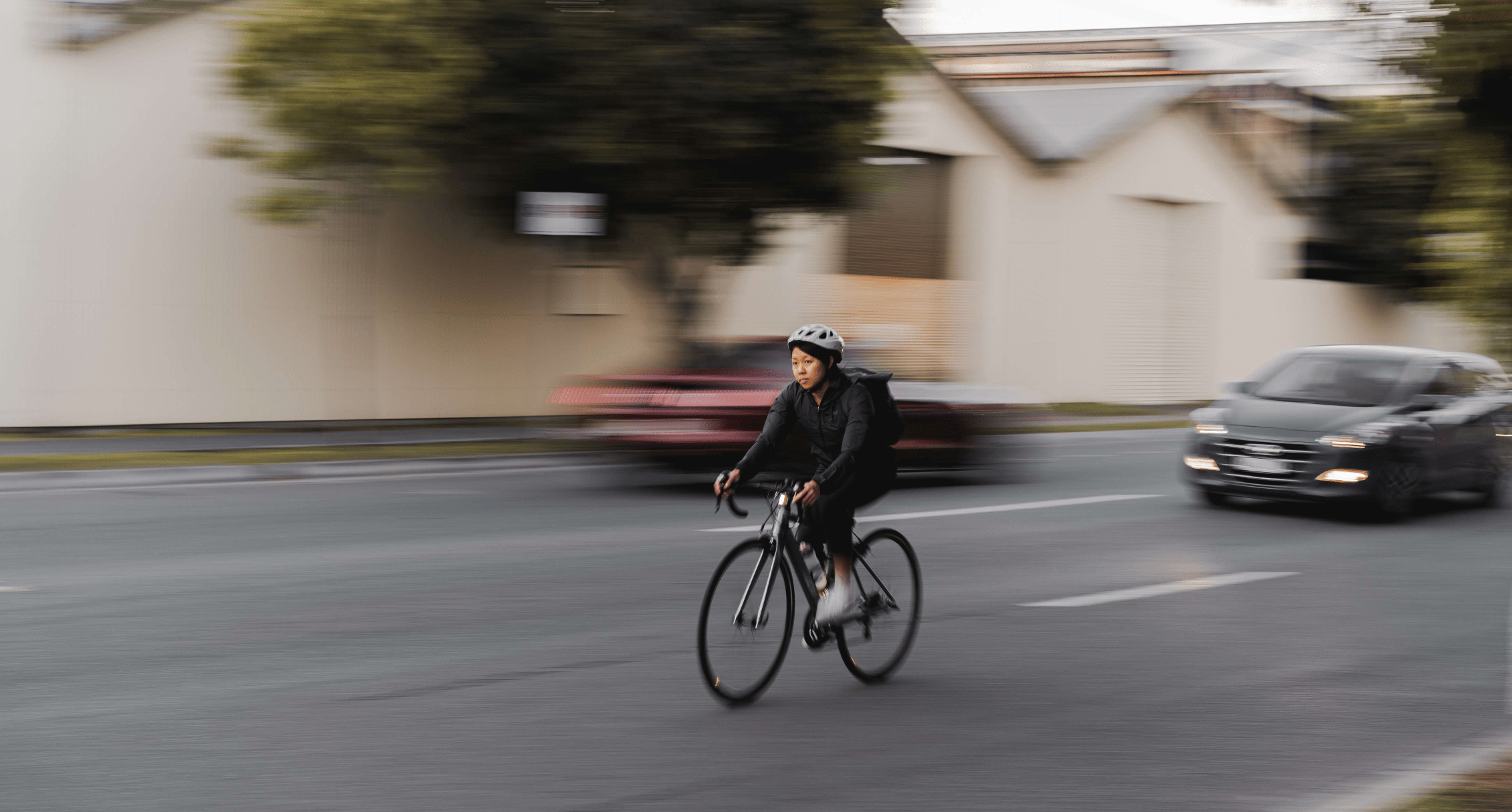 How eBikes Appear to Motorists & How to Stay Safe - EVELO