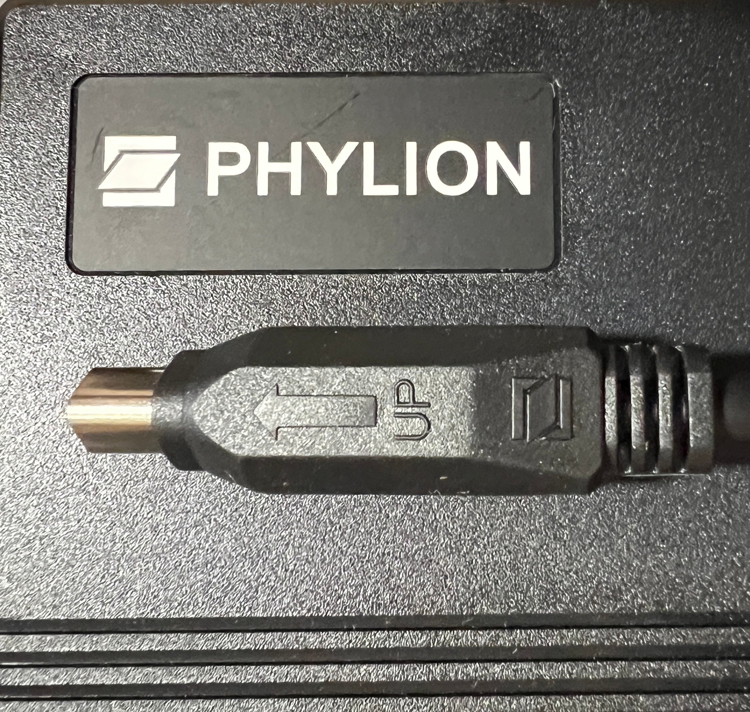 48V Delta 3-Pin Charger