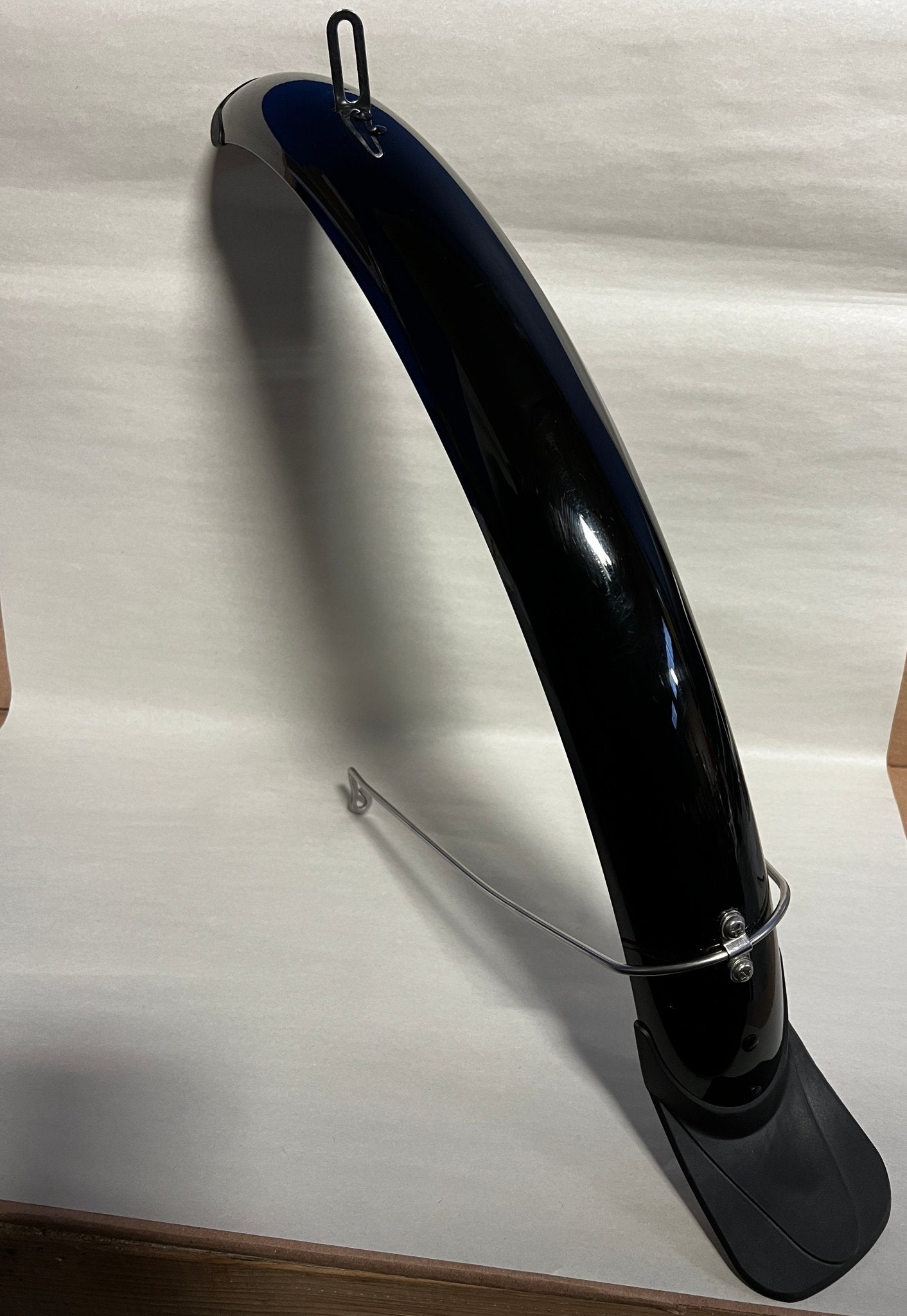 Atlas Fender - Front - EVELO